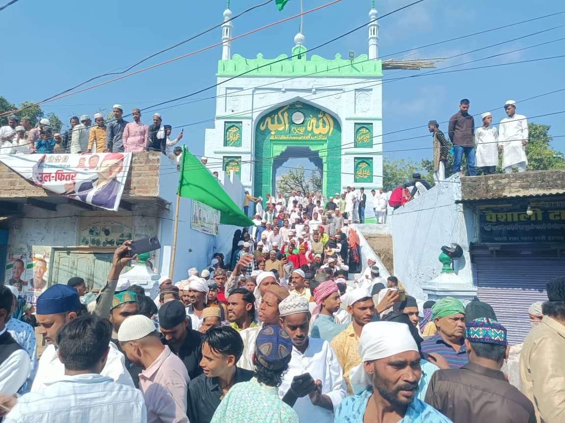 Eid: Prayers Offered for Peace and Harmony in the Country