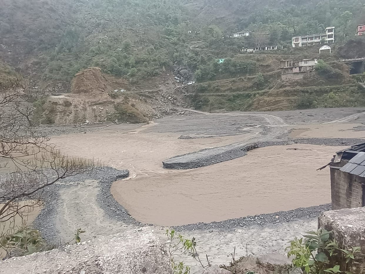 The flood in Kuklah Khad washed away the alternative route to Bakhli.