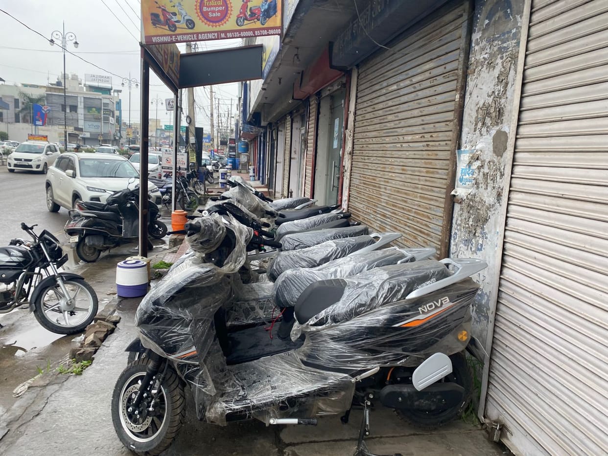Automobile market booms during Navratri, two-wheeler sales increase