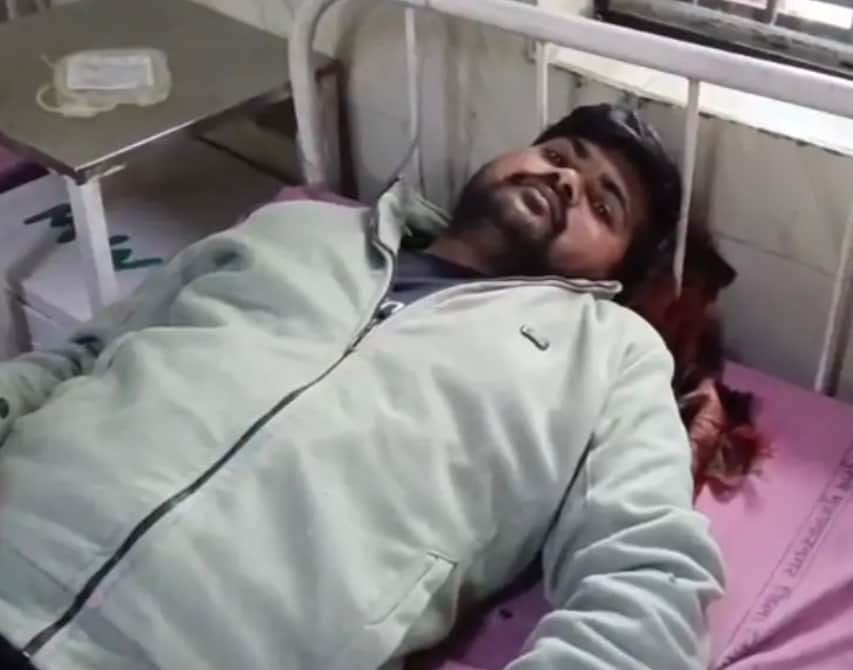 कुट्टू आटा की पकौड़ी खाने से अस्पताल में भर्ती बीमार व्यक्ति। स्रोत- वीडियो ग्रैब