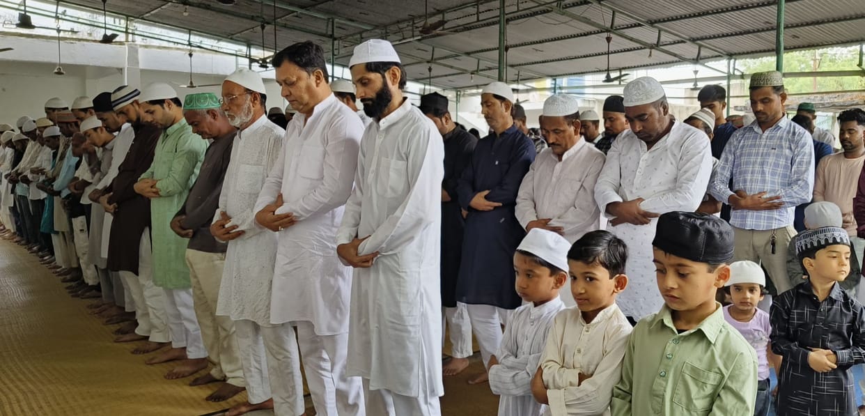 Namaz will be offered in many mosques including Idgah.