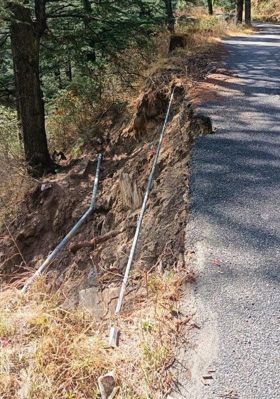 Nithar-Durah road damaged in many parts