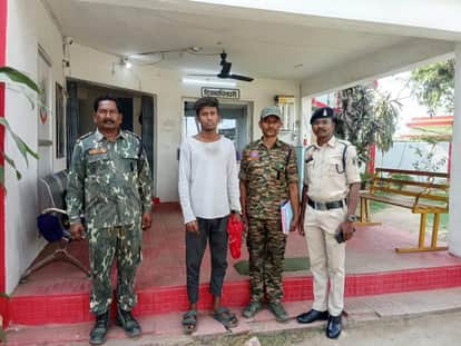 Youth Befriends Minor on Instagram Then Elopes with Her and Commits Harassment Accused Arrested in Kanker