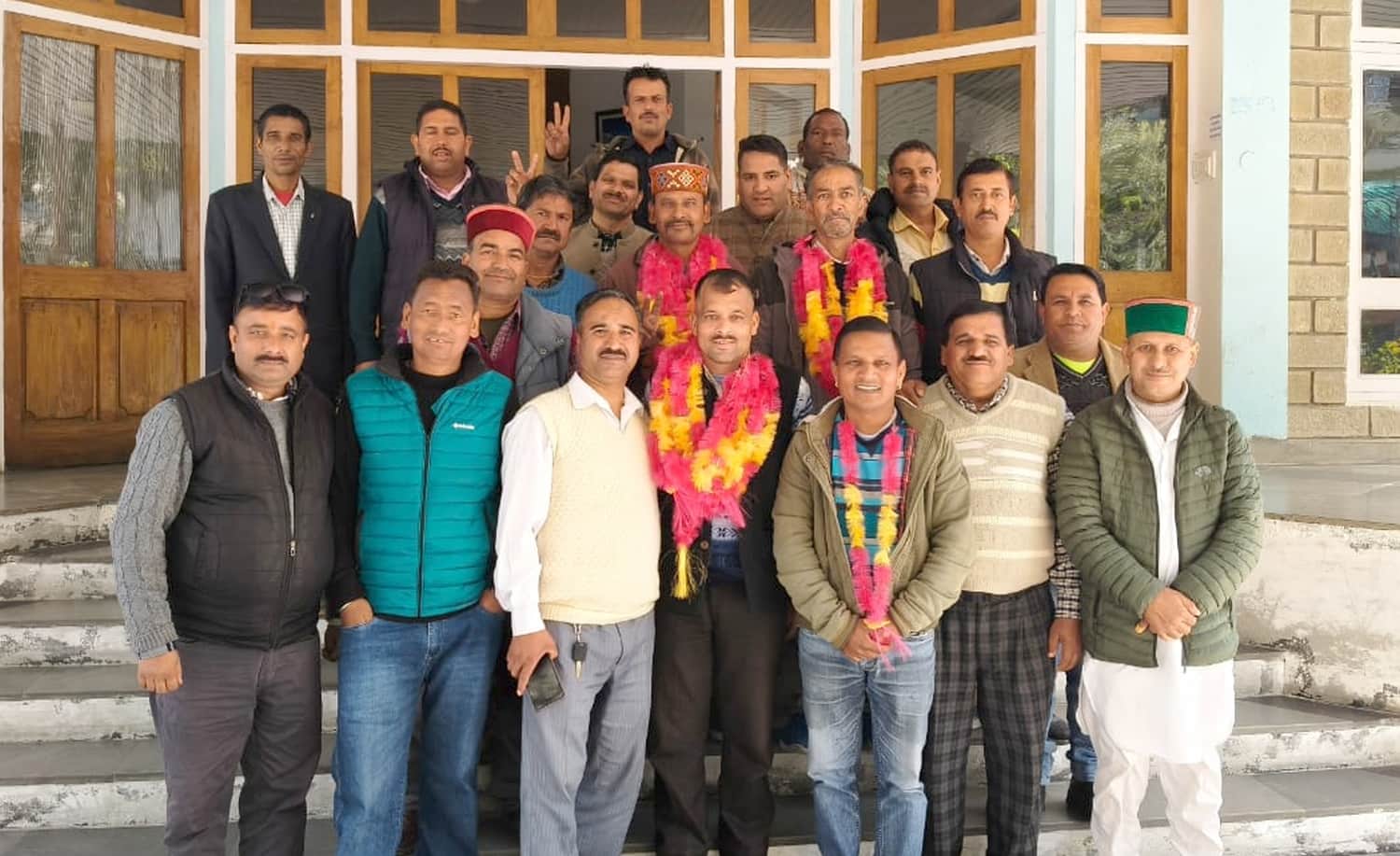 राजकीय अर्द्ध राजकीय चालक एवं परिचालक महासंघ जिला कुल्लू के चुने गए पदाधिकार।-संवाद