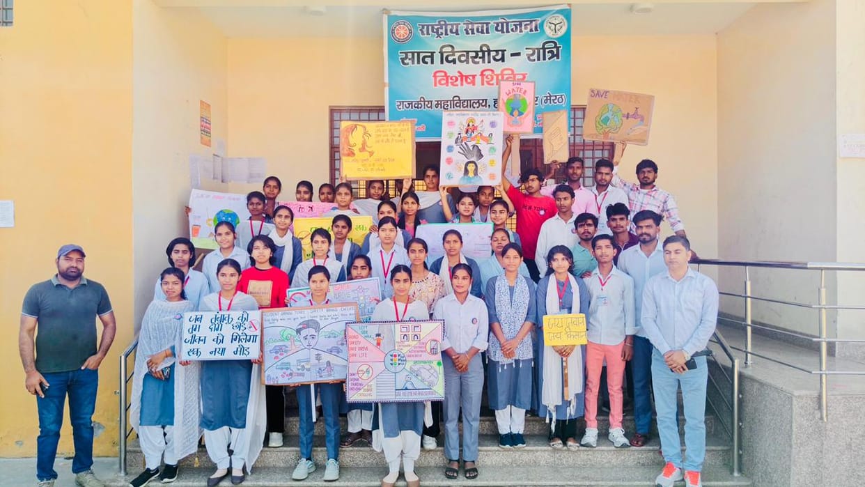 Students raised social awareness in the NSS camp.