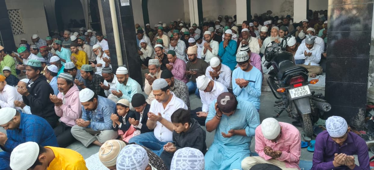 Worshippers offered prayers in mosques and prayed for peace.