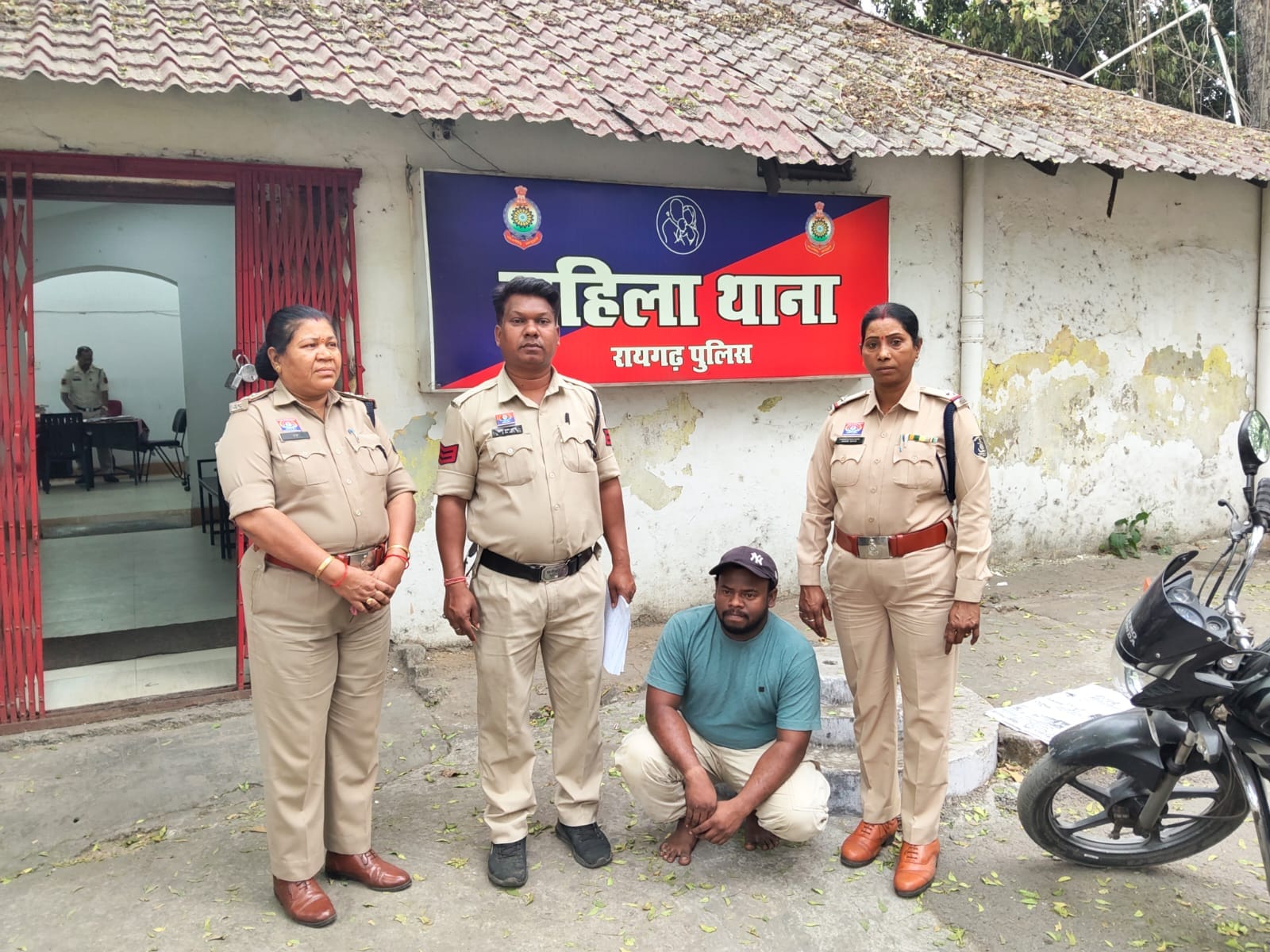 शादी का वादा करके युवती से दुष्कर्म