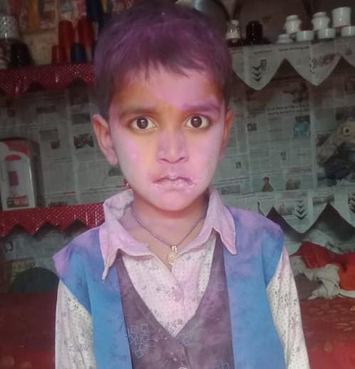 mainpuri news boy died by machine