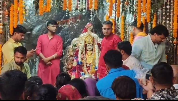 Devsar Dham witnessed a huge crowd of devotees during Navratri, with elaborate security arrangements in place