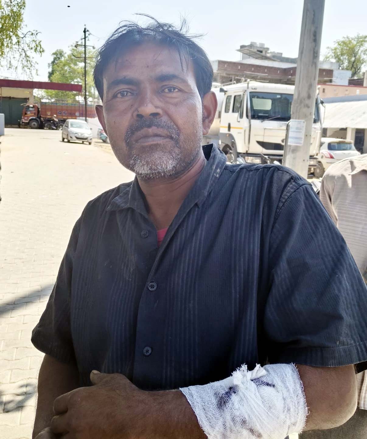 Farmer Attacked Over Field Embankment; Hand Broken in Assault