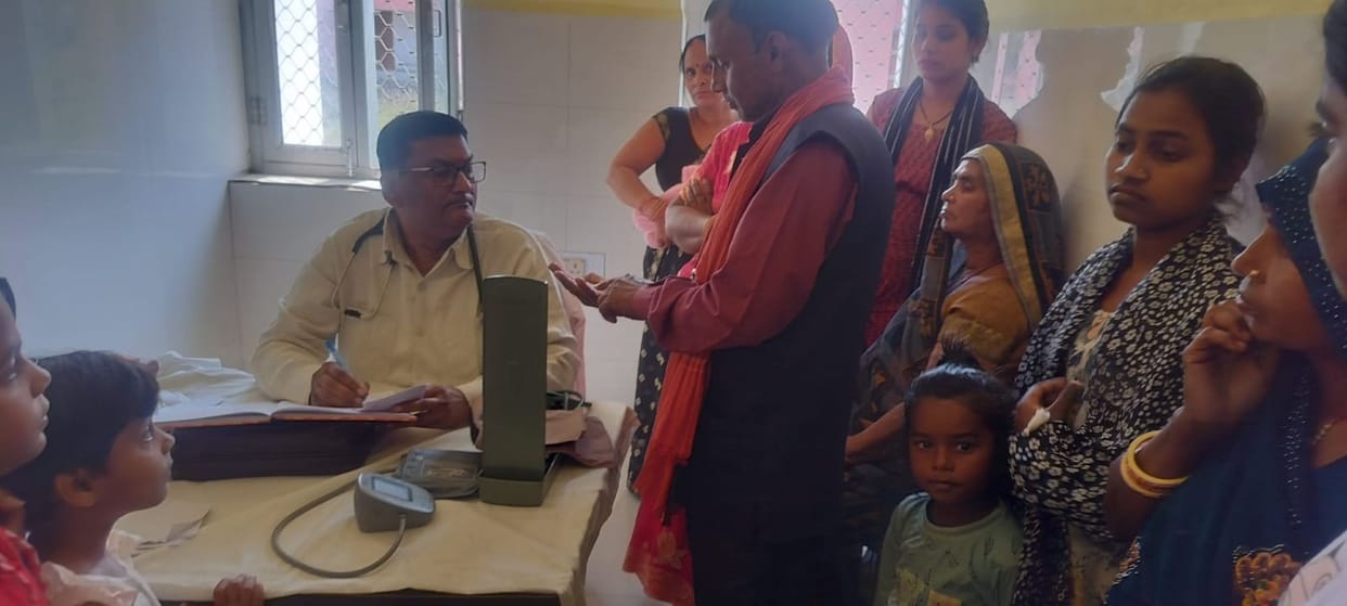 Crowds of patients throng the Chief Minister's Jan Arogya Mela