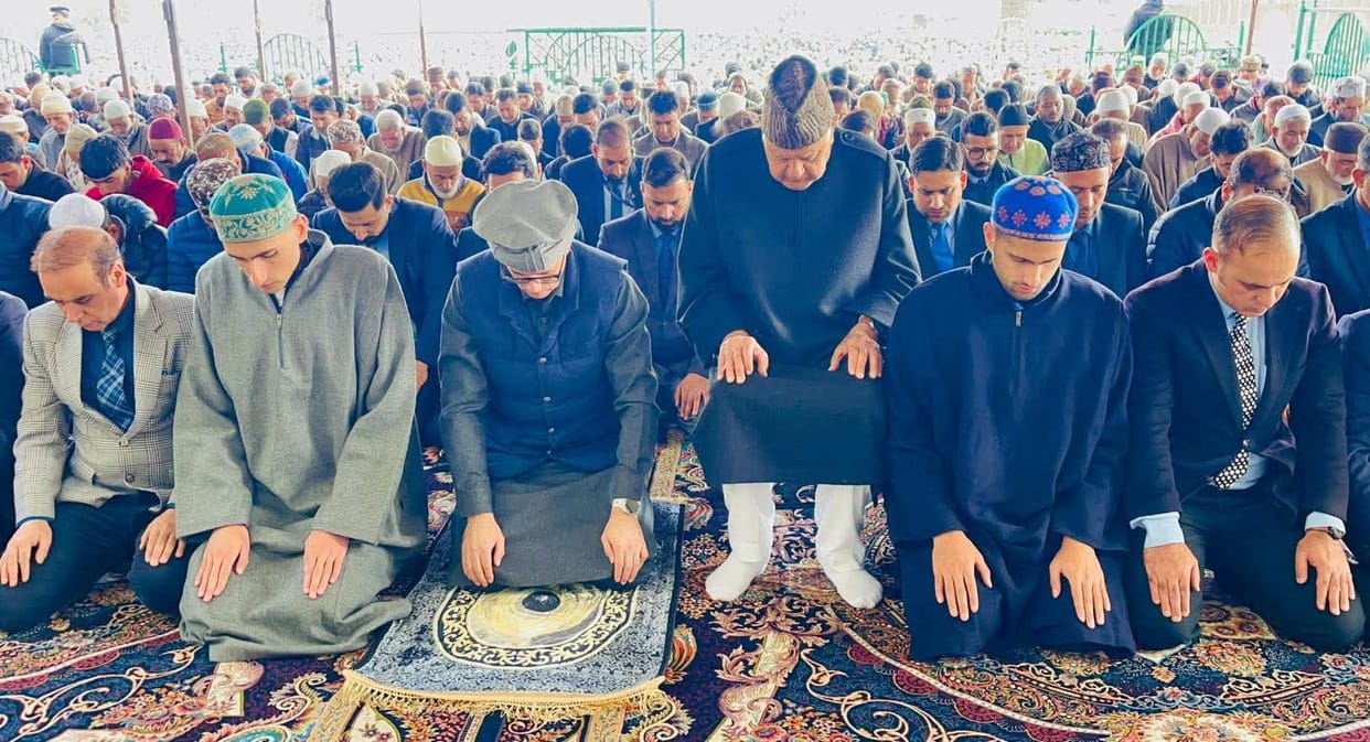 Srinagar, Hajratbal Mosque, EID Namaz, CM Umar Abdullah