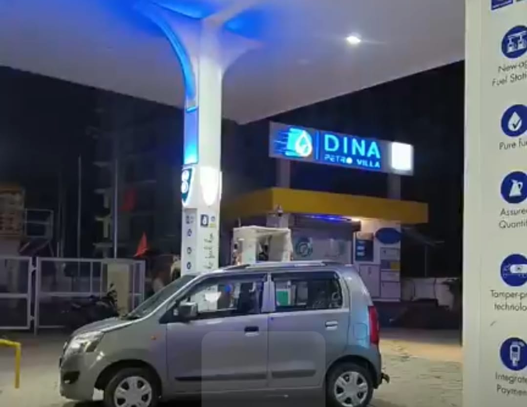 59 thousand rupees looted at Pundag petrol pump in Ranchi six robbers arrived on two scooters