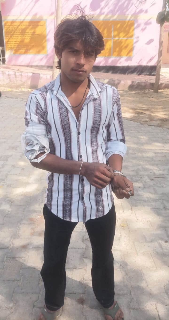 सर्प दंश का पीड़ित साजिद। संवाद