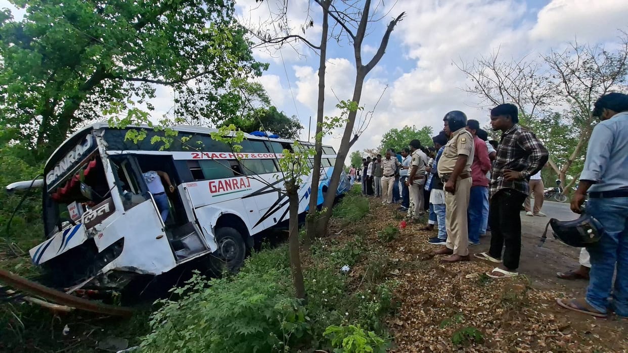 chhapra siwan nh531 bus accident student pritesh kumar death daraonda police negligence