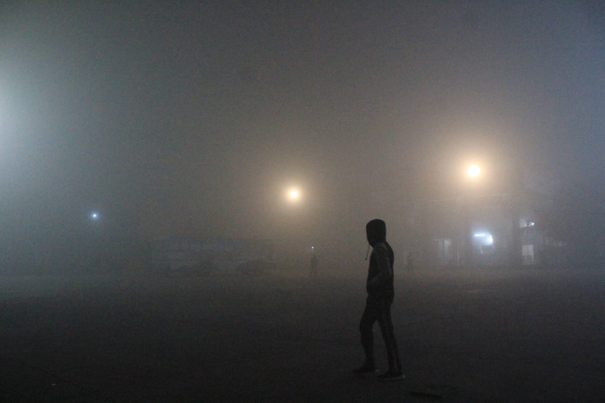 Winter-like fog even in summer... rain changes the situation