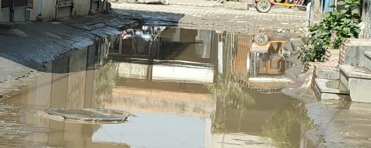 Two days after light rain, waterlogging continues in Jeevan Vihar