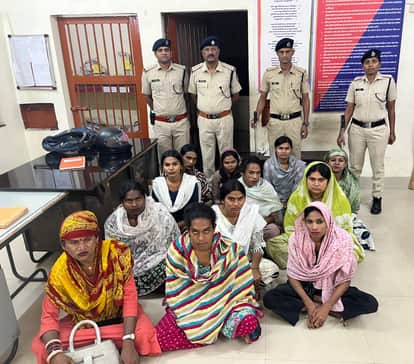 RPF arrested 12 transgenders in Durg for harassing passengers on train