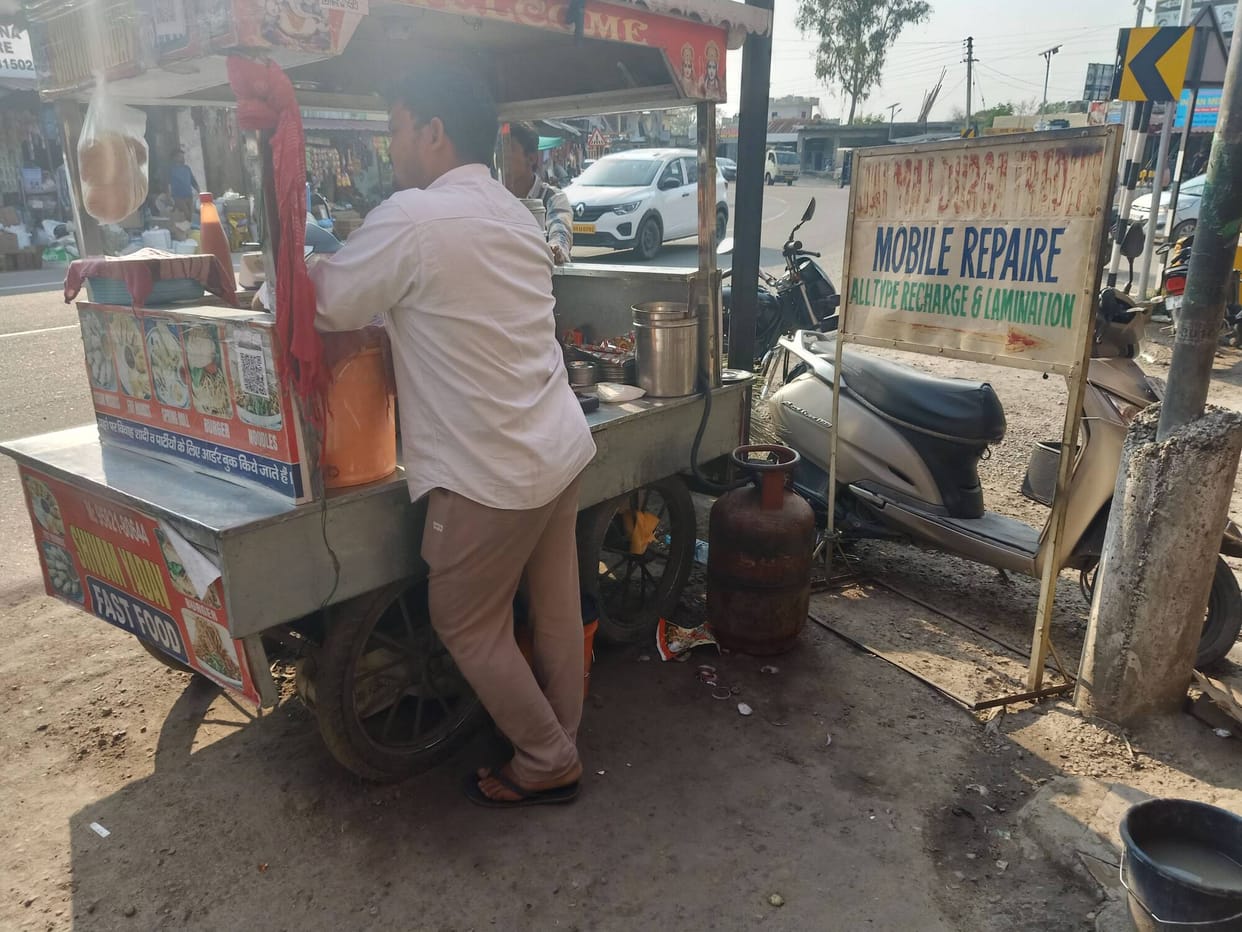 Domestic gas cylinders are being used in street vendors and eateries.
