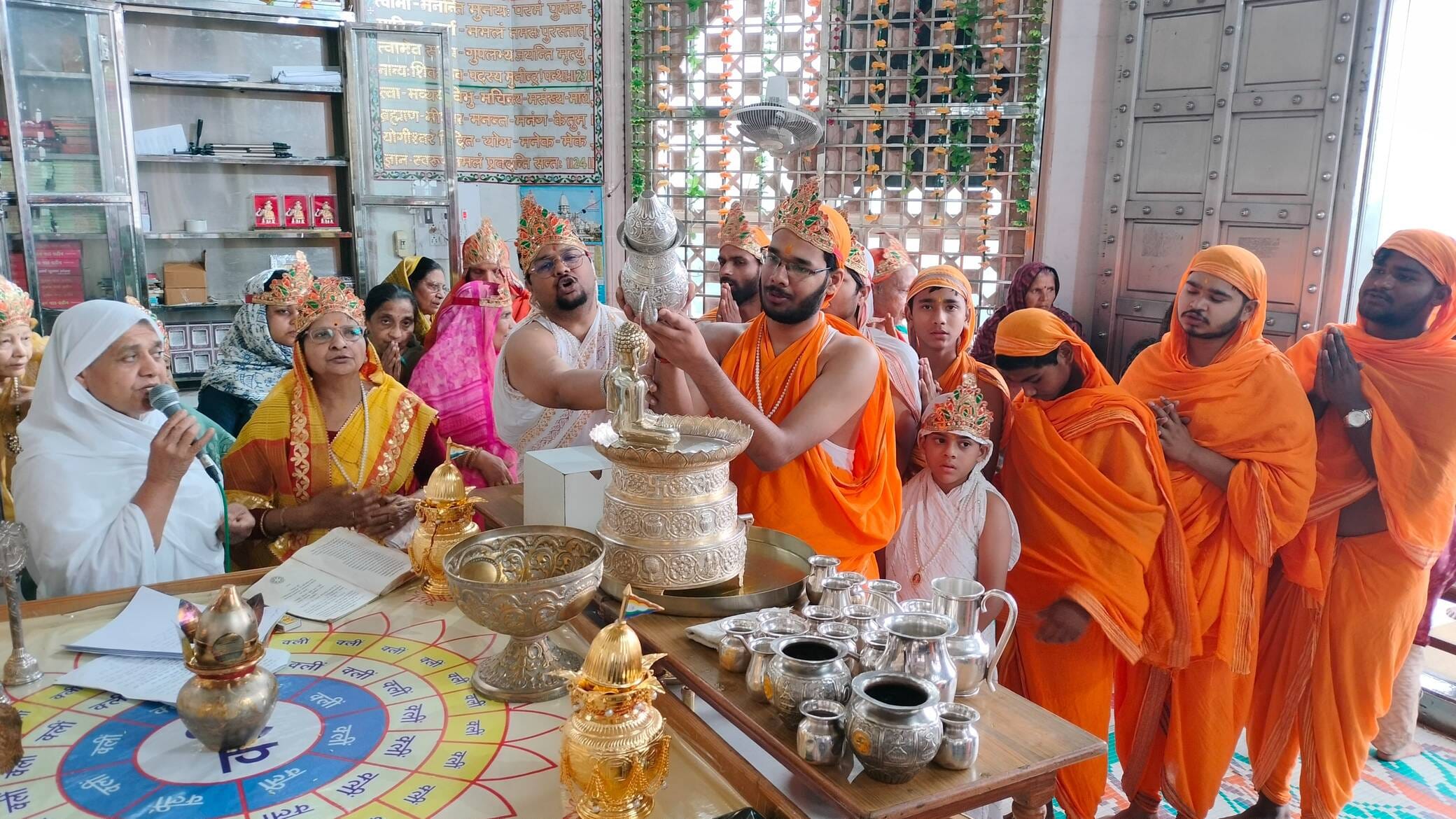 Self-restraint, austerity and meditation bring about change in life: Bhav Bhushan