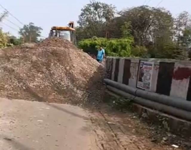 Kharja Canal Bridge will remain closed for 18 months