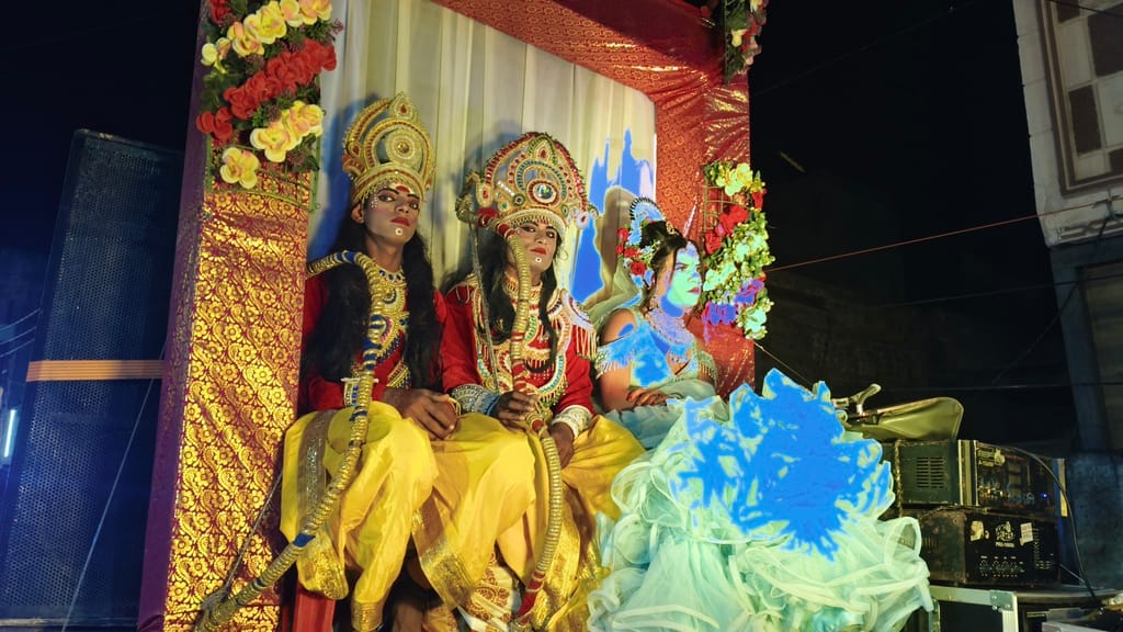 On the second day as well, the Gangaur procession radiated its splendor.