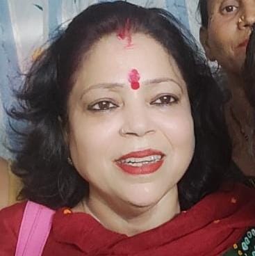 During Navratri, the entire day is spent in the worship of Mother Durga.