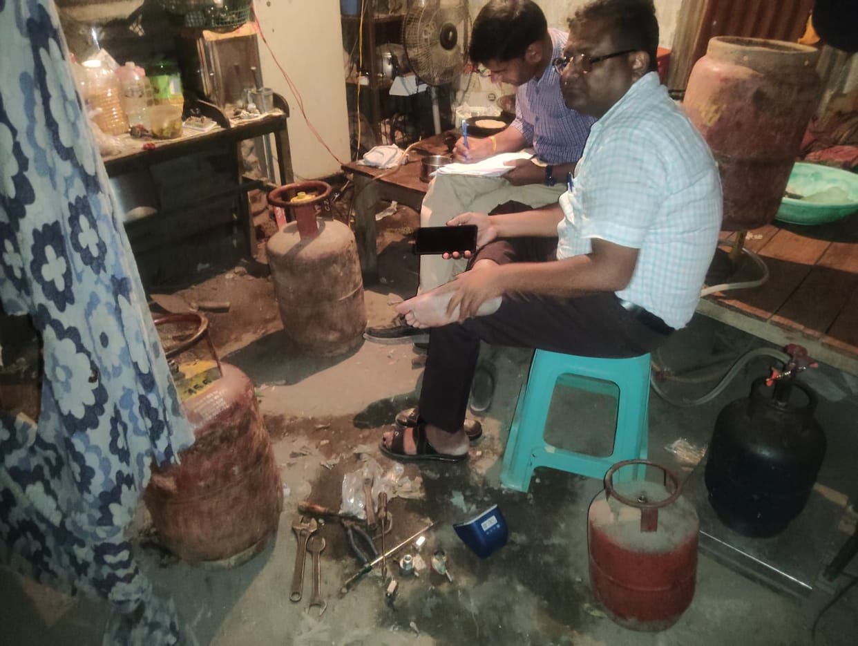 Woman was doing illegal gas refilling at home, FIR registered