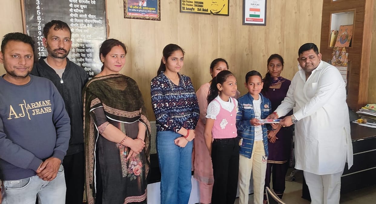 Akshaj topped the district in Navodaya exam, three were selected