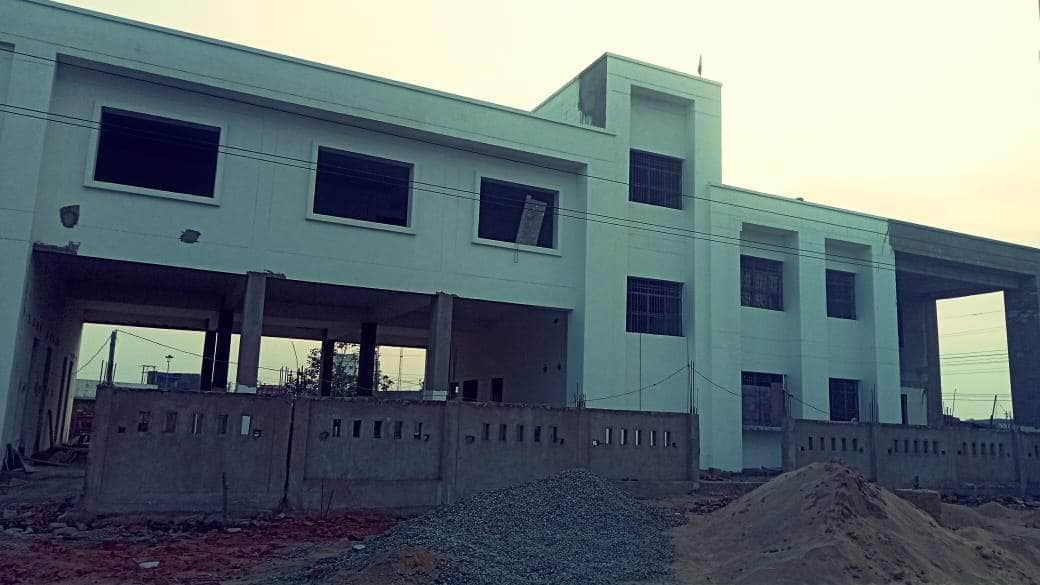 औघौगिक क्षेत्र फेज टू में निर्माणाधीन फायर स्टेशन। संवाद