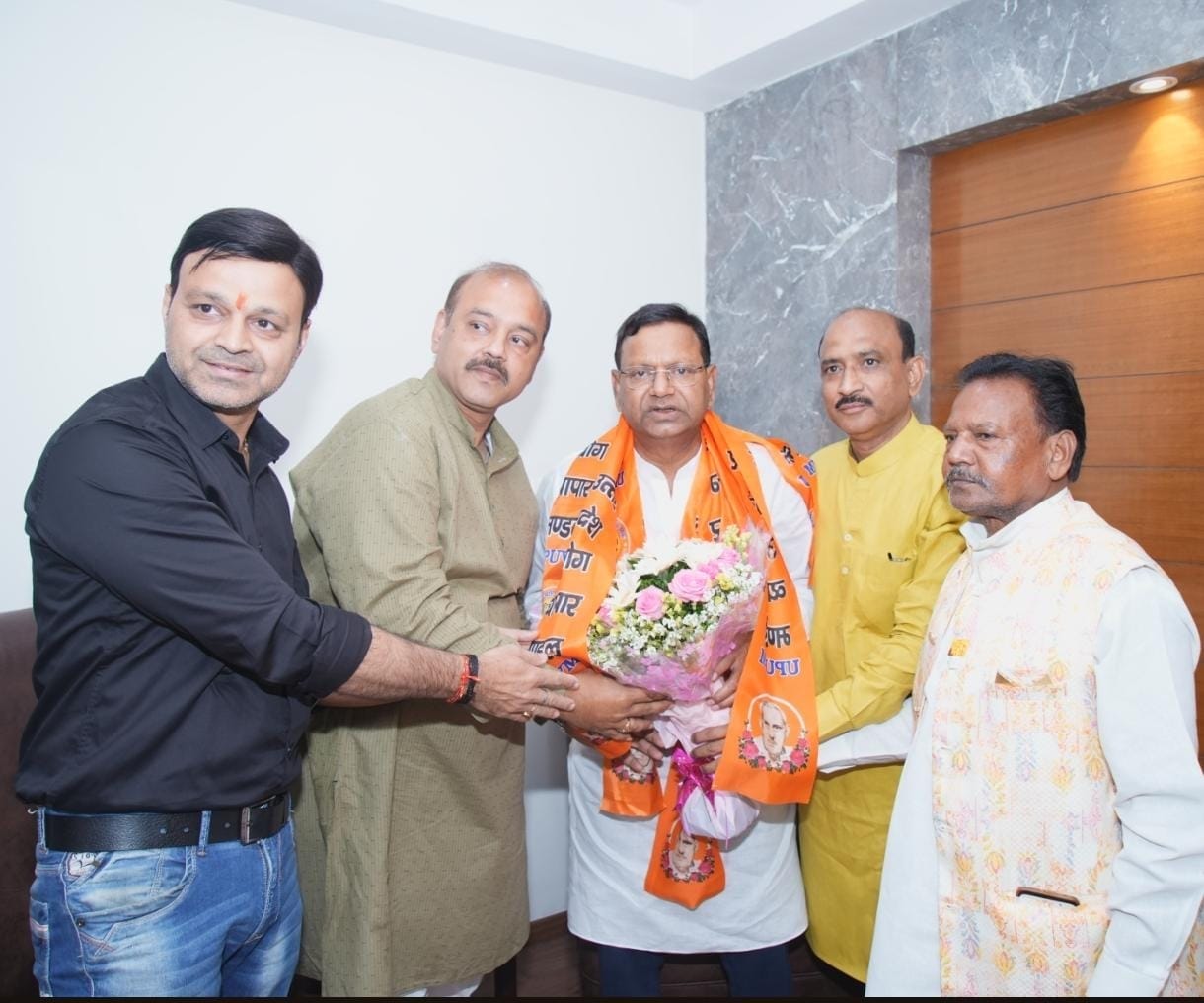 Traders met the BJP state president and raised their problems.
