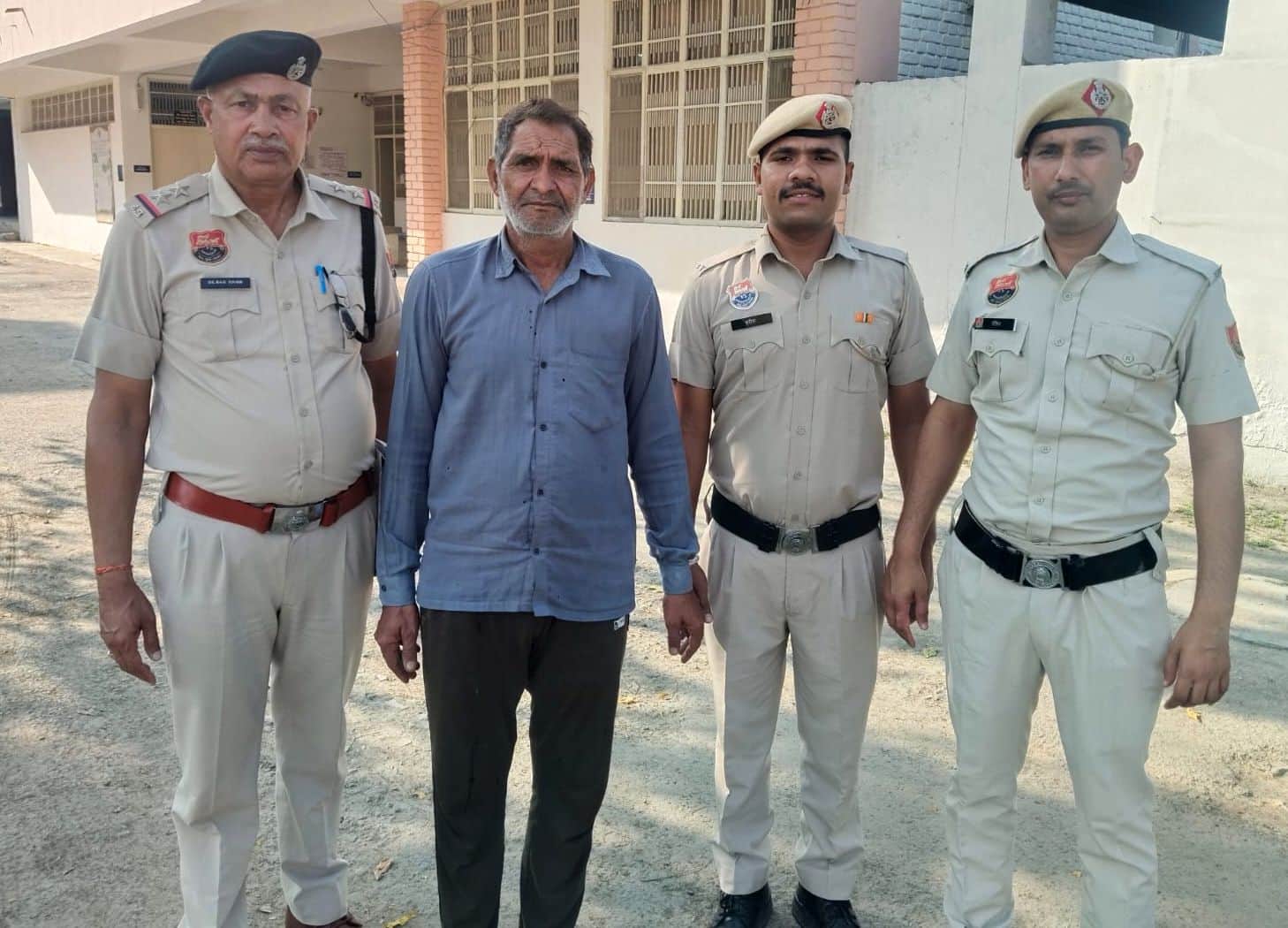 24जेएनडी19-पुलिस गिरफ्त में पत्नी की हत्या करने का आरोपी। स्रोत पुलिस