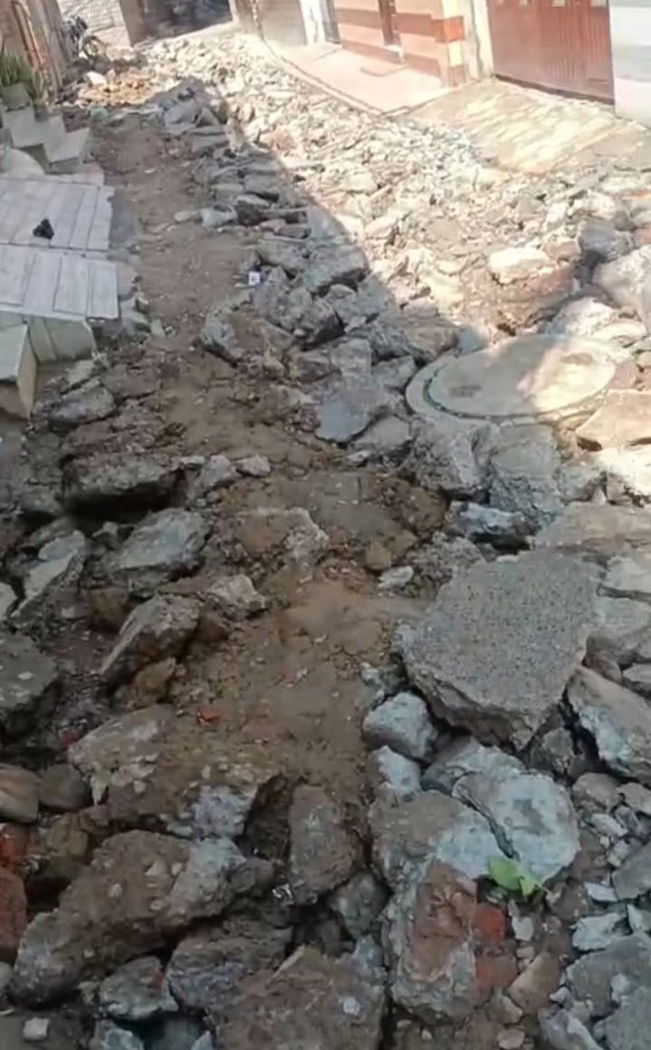 Listen to my voice: Street uprooted in Krishna Colony, people upset