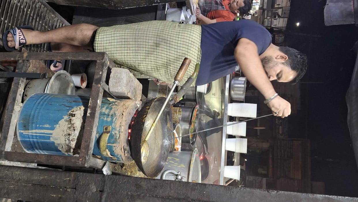 Seven street vendors have suspended operations due to the unavailability of commercial cylinders.
