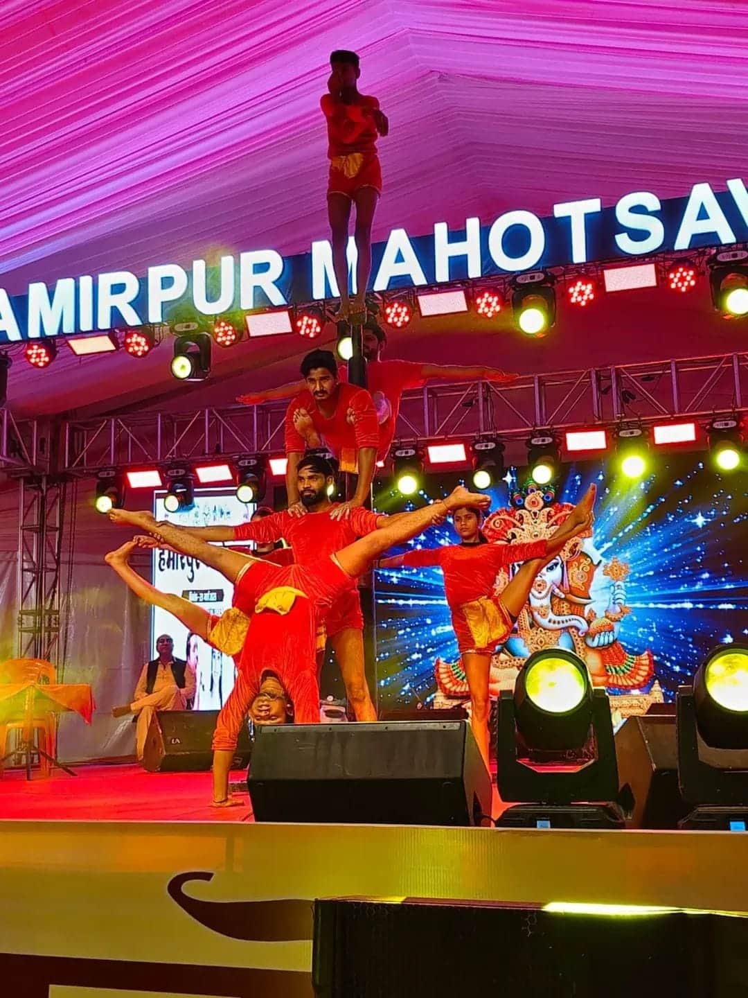 फोटो23एचएएमपी 31 फीताकाटते सदर विधायक व अन्य। संवाद