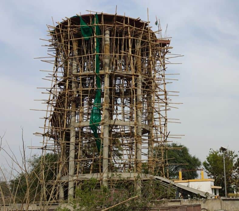  मोतिगरपुर पठखौली गांव में स्थित निर्माणाधीन पानी की टंकी। स्रोत-ग्रामीण