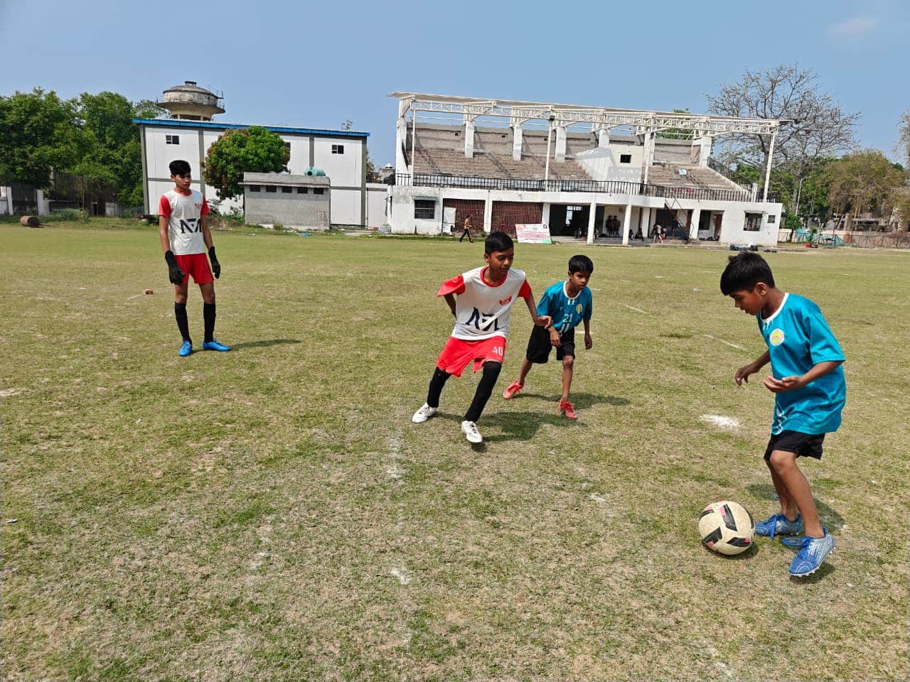 नगर के यमुनापुरम में ट्रायल के दौरान प्रतिभाग करते खिलाड़ी। संवाद