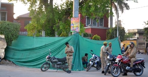 Statues of immortal martyrs were damaged while being removed carelessly, anger erupted