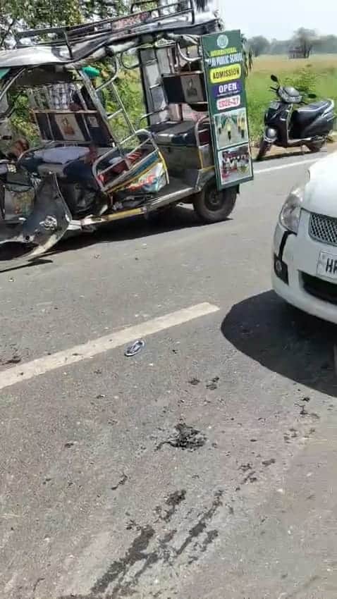 नागरिक अस्पताल में उपचार करवा रहे घायल:संवाद