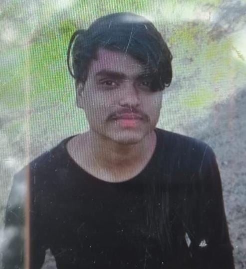 The young man injured in the accident died in the hospital