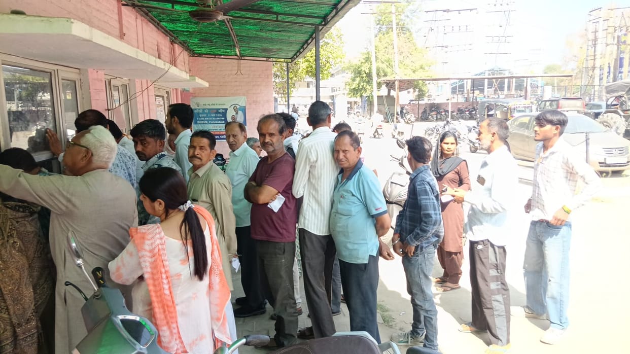 Electricity Corporation website down, consumers throng to pay bills