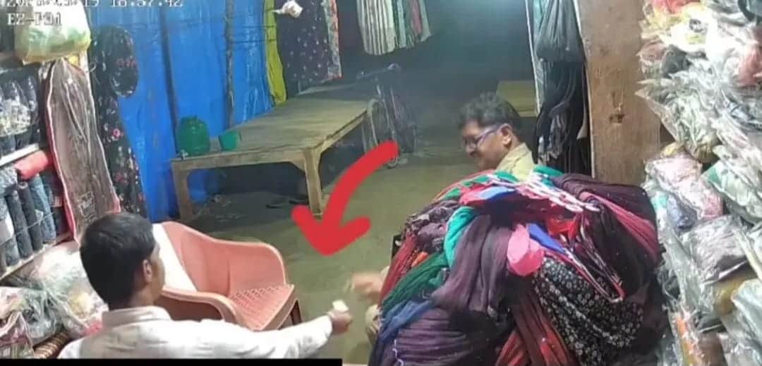 दारोगा का रिश्वत लेते वीडियो वायरल। 