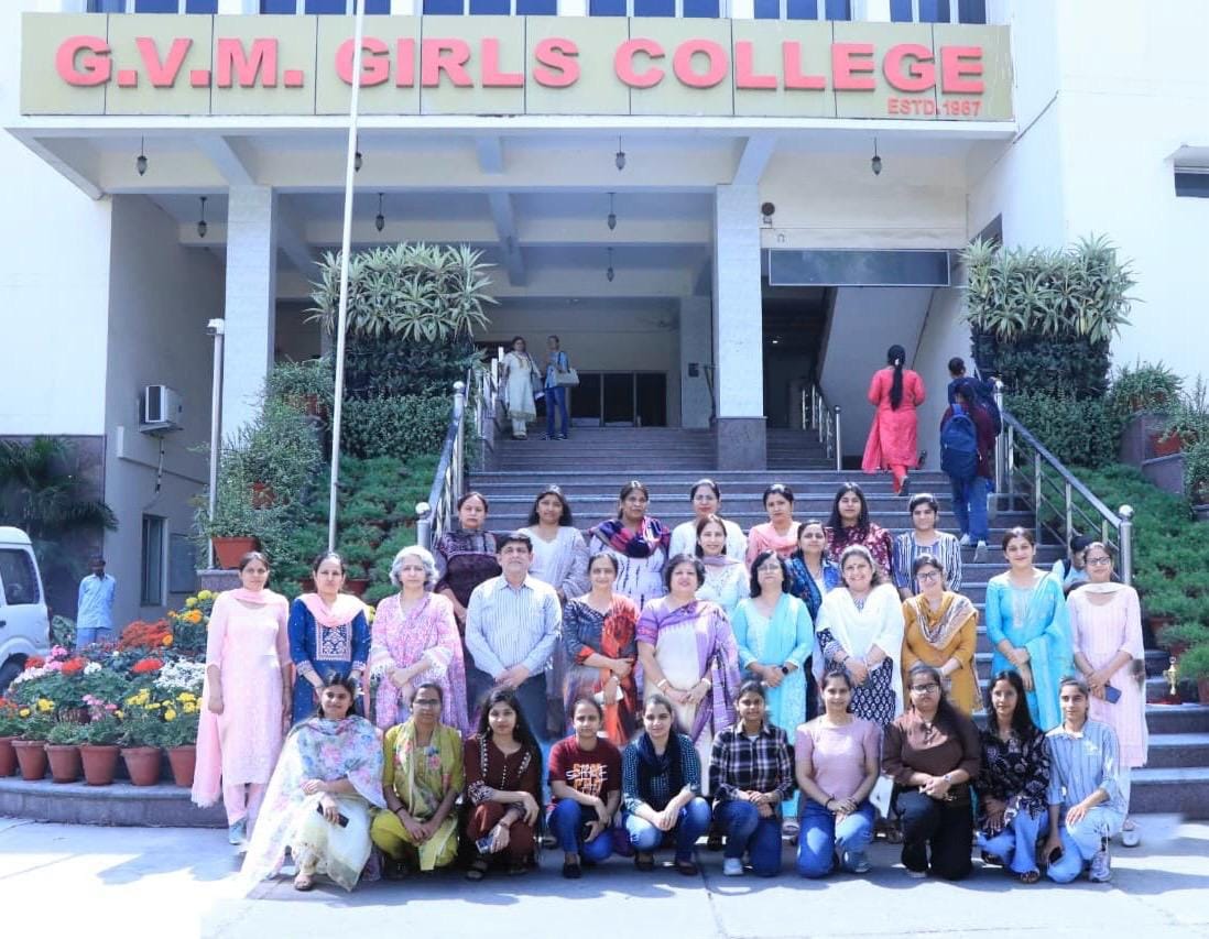 Megha of GVM tops the university in final year B.Sc.