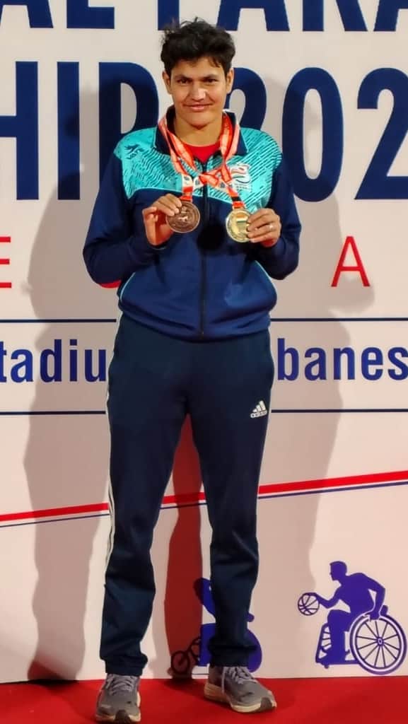 18-पूजा मोर। स्रोत : कोच