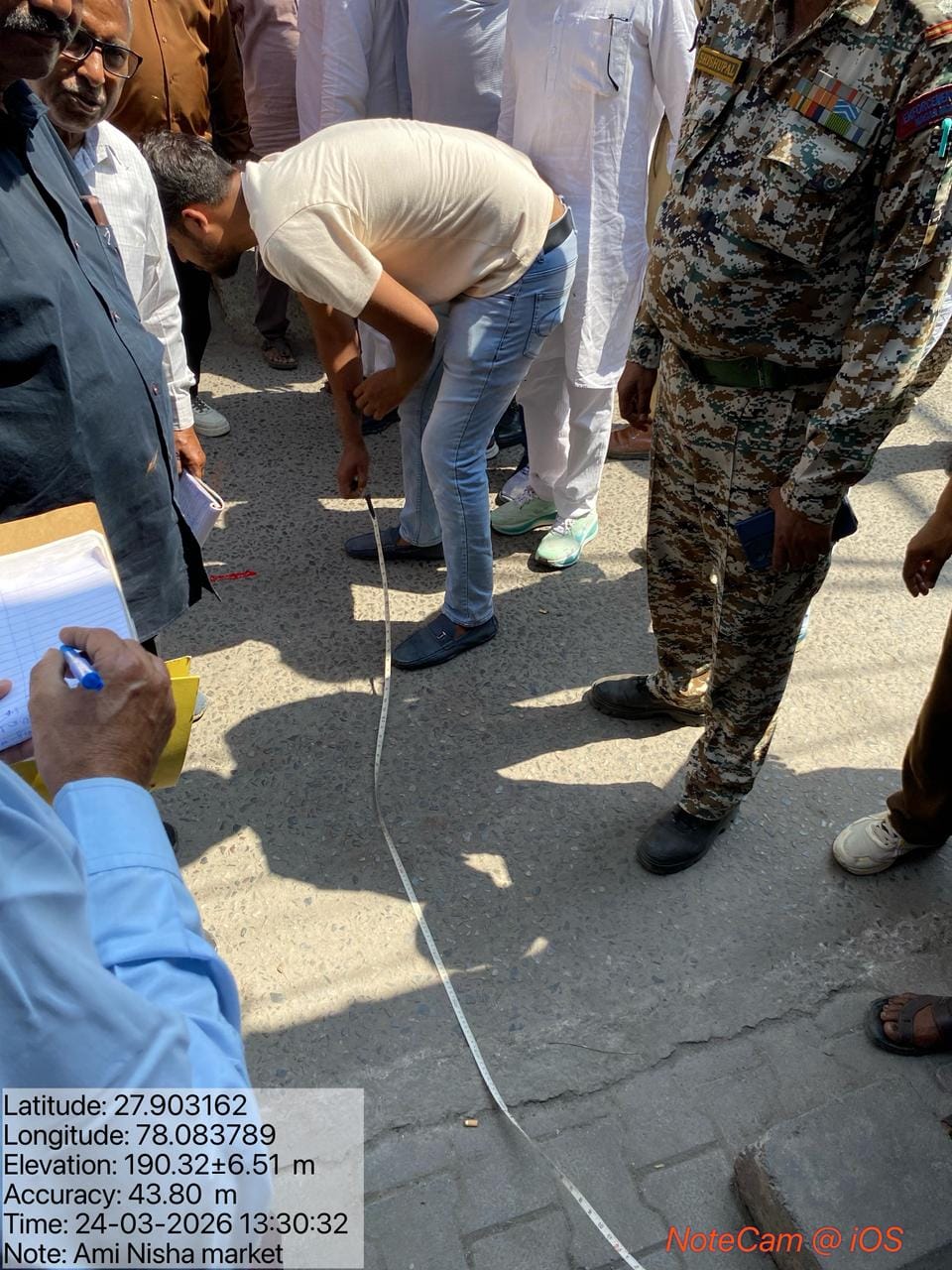 Preparations to free Amir Nisha Bazaar from encroachment, red marks put up