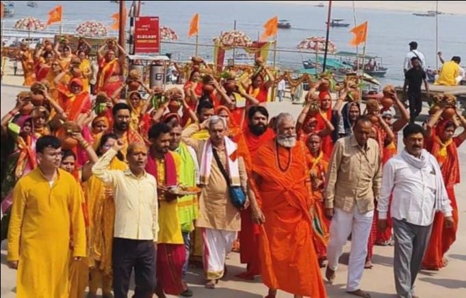 Shrimad Bhagwat Gyan Yagya begins with Kalash Yatra