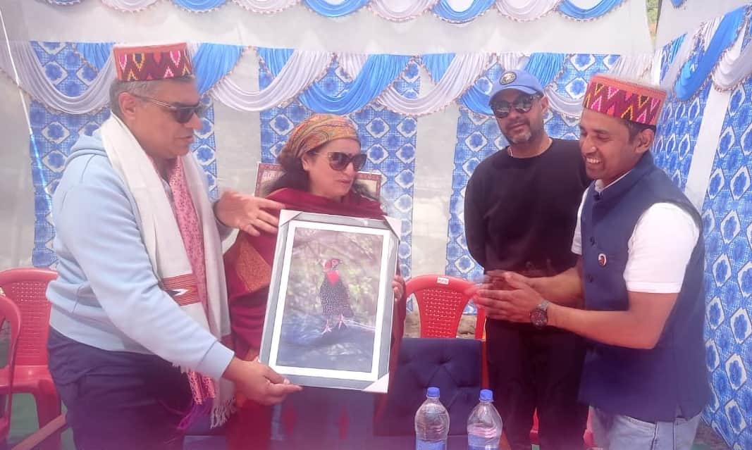 बंजार के तीर्थन घाटी में नागनी खेल मैदान में आज शेर-ए-सराज मेमोरियल कप 2026 सीजन-3 का  रंगारंग 