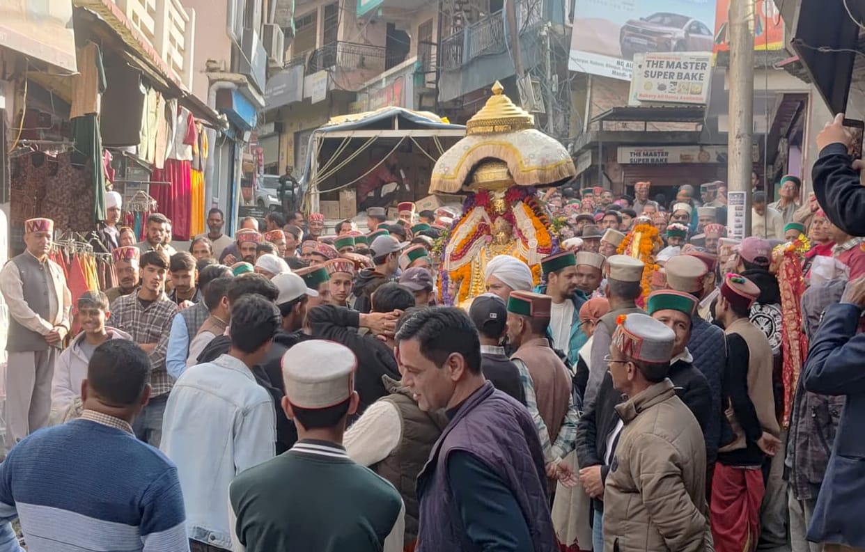 Deity Shringa Rishi arrived at Duala Jach in Banjar
