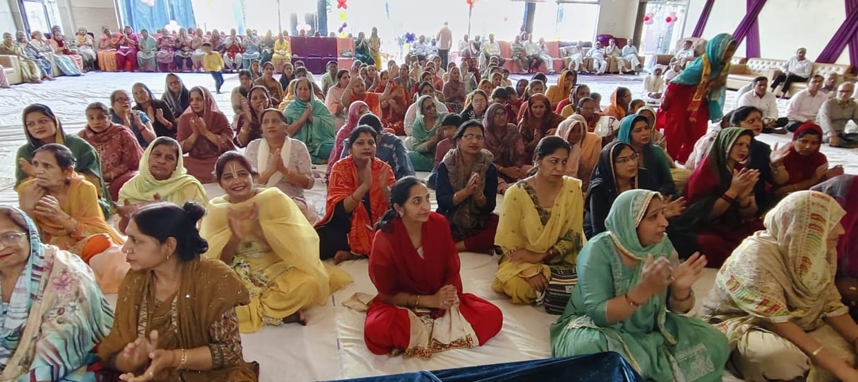 It is important to sow the seeds of devotion in childhood itself: Yashonandan