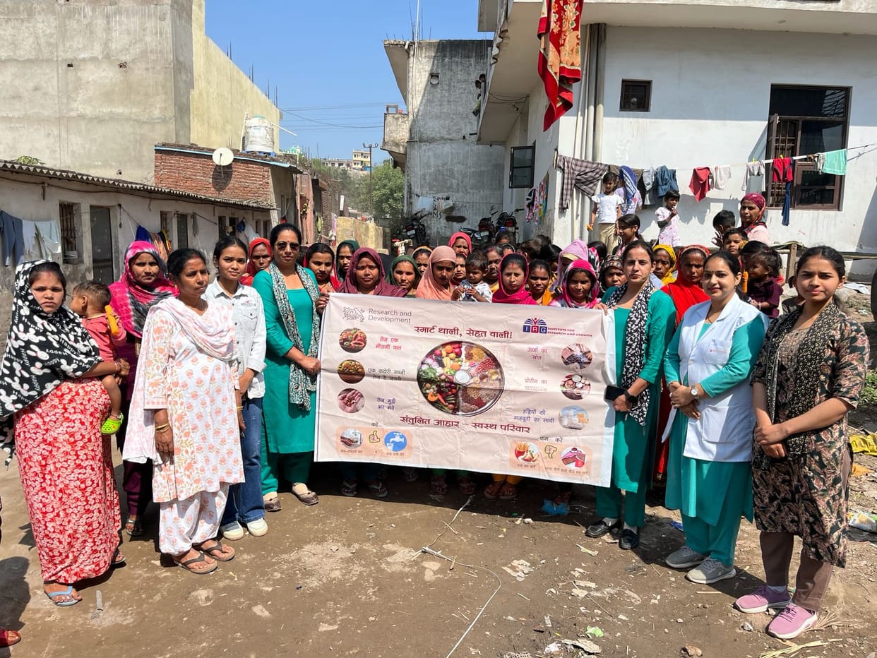 Street play explains the benefits of ragi, jowar and millet